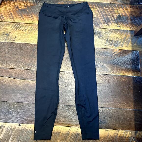 NOBULL Leggings Mid Rise Black Crop Sz XS - Picture 1 of 4